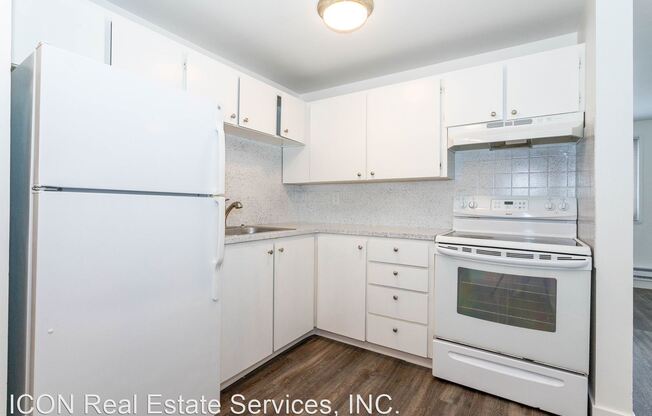 Newly Renovated Studio, One Bedrooms, Two Bedrooms, and Three Bedrooms