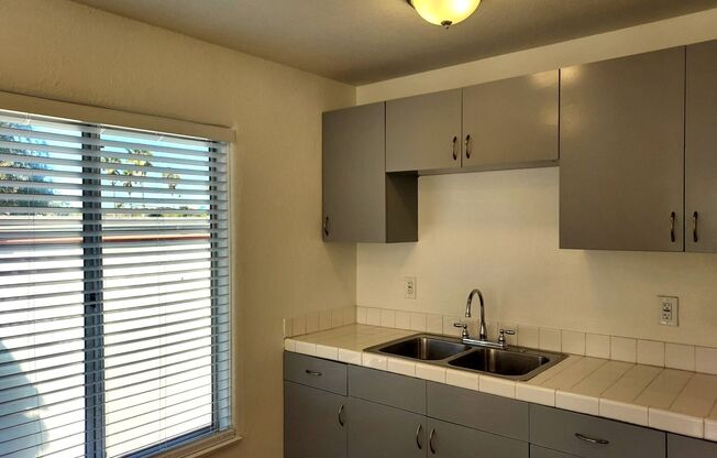 1 bed, 1 bath, $1,795, Unit 3204 Unit B