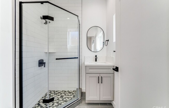 3261 CITY TERRACE DR