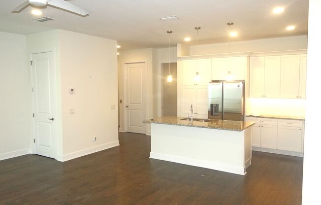 3 bedroom/3bath Townhome in Dunedin