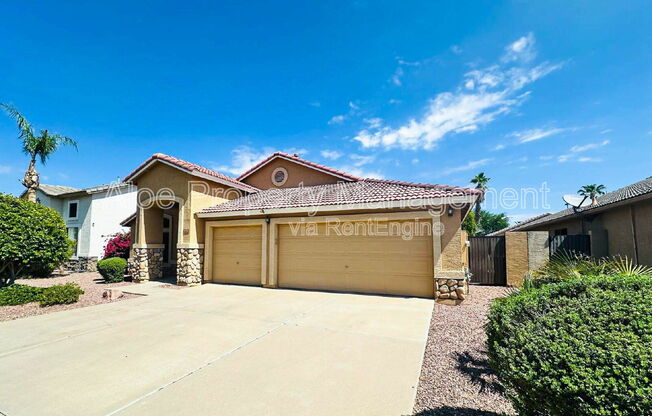 1894 E SAGEBRUSH ST