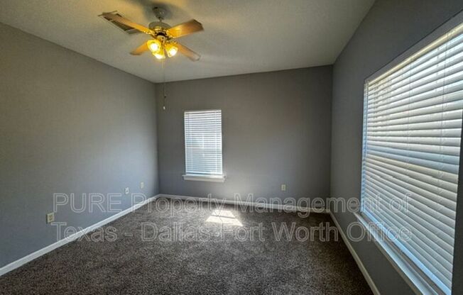 400 GLADE RD