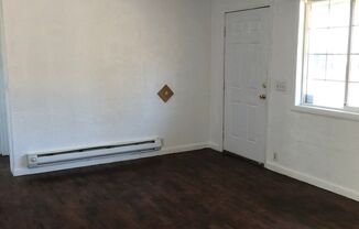 3 beds, 1 bath, $1,200