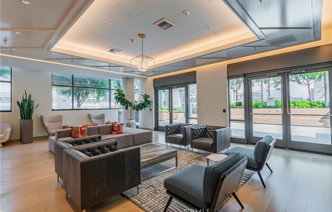 1 bed, 1 bath, 711 sqft, $2,800, Unit 1414