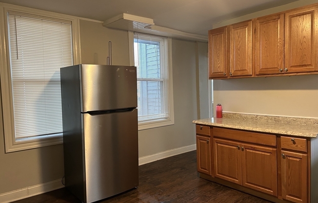 2 beds, 1 bath, 1,033 sqft, $2,600, Unit 1