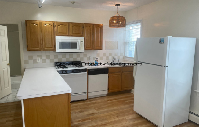 102-104 Anthony Avenue