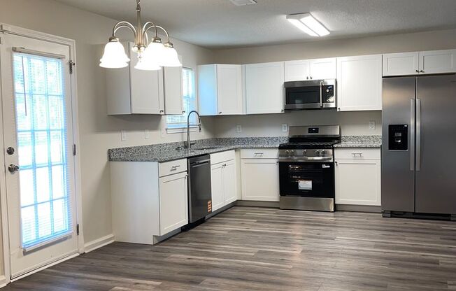 5 beds, 3 baths, $2,575