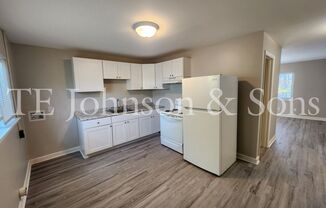 2 beds, 1 bath, $795, Unit 101 Hedgecock J