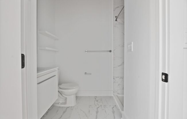 1 bed, 1 bath, $1,800