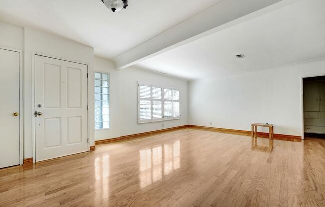 Altadena Home For Lease