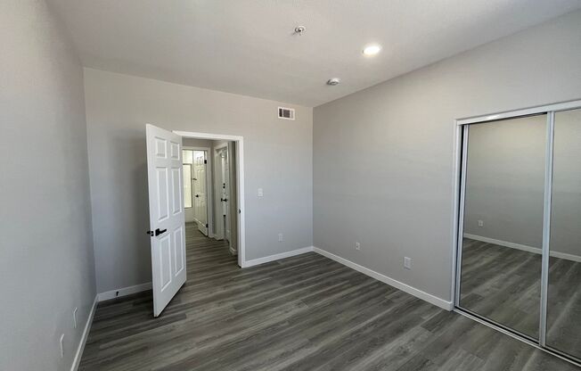 3 beds, 2 baths, 1,450 sqft, $3,998, Unit 301