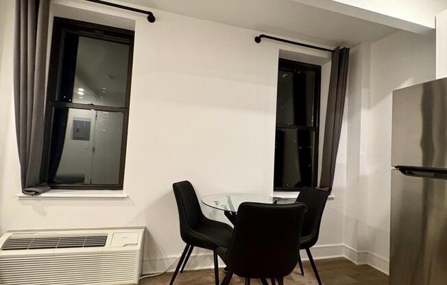 Studio, 1 bath, $4,600, Unit 8E