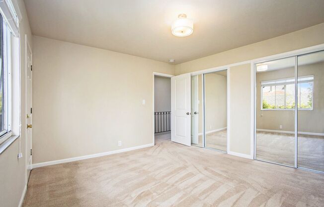 2 beds, 1.5 baths, $2,900, Unit 2150 Santa Clara Ave #F