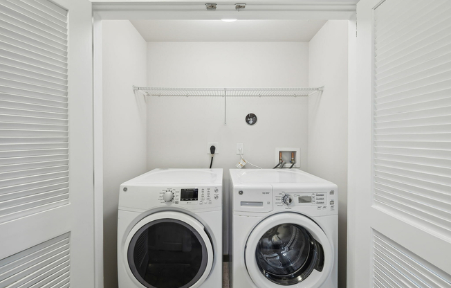 24-web-or-mls-Congress Park Dr unit 476-020