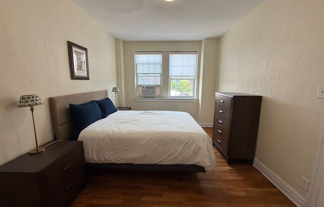 2 beds, 2 baths, 1,303 sqft, $3,000, Unit 601