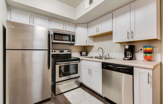 1 bed, 1 bath, 600 sqft, $1,049, Unit 2