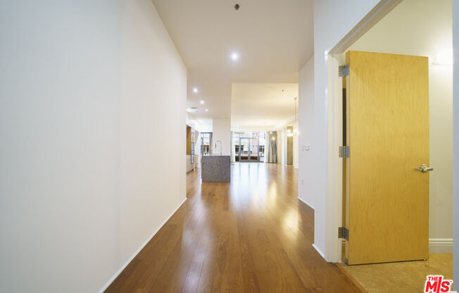 2 beds, 3 baths, 1,950 sqft, $6,500, Unit PH 3