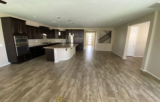 4 beds, 3 baths, $2,899