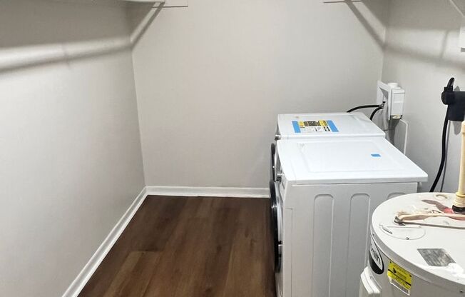 1 bed, 1 bath, 650 sqft, $1,299, Unit 2350-2