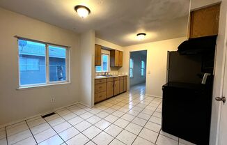 3 beds, 1 bath, $1,350