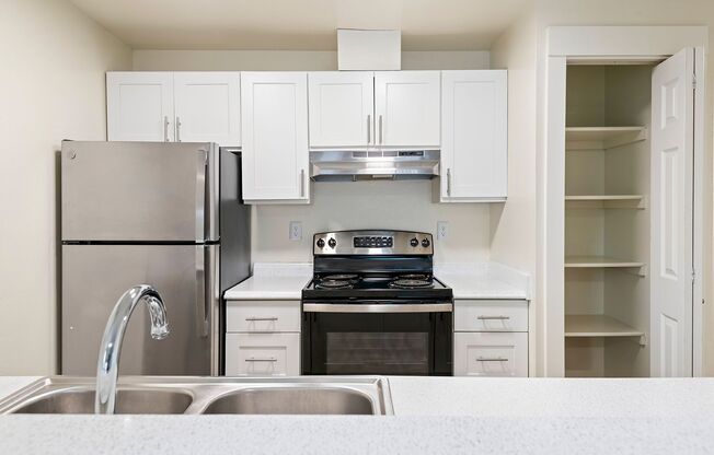 Alcove Apartment