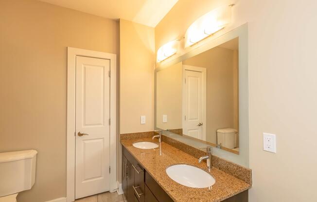 1 bed, 1 bath, 943 sqft, $1,479