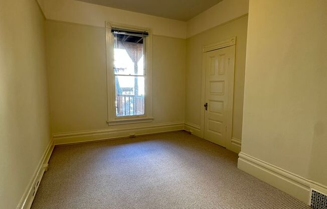 Outside Leasing - 1614 Fell Street