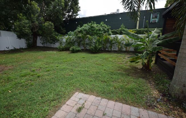 3 bedrooms/ 2.5 baths home for rent at 924 Boardman St. Orlando, FL 32804