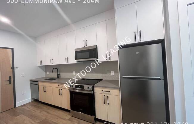 500 COMMUNIPAW AVE