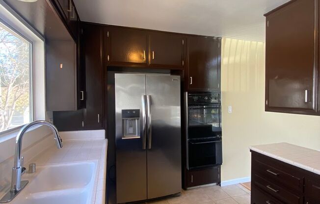 3 beds, 2 baths, 1,800 sqft, $4,195, Unit 04