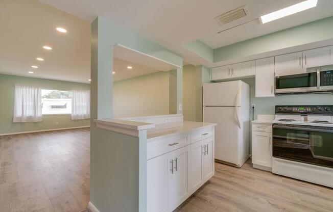 357 JOEL BLVD