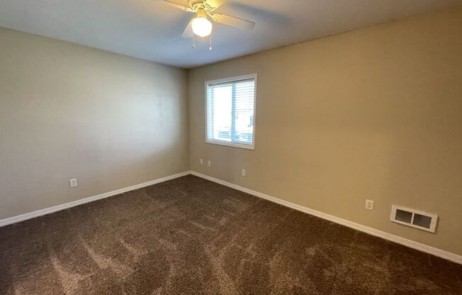 2 beds, 1.5 baths, $1,200