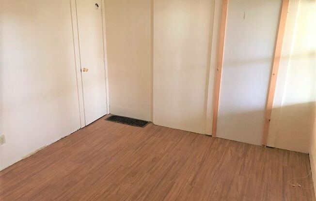 1 bed, 1 bath, $1,175, Unit 15B