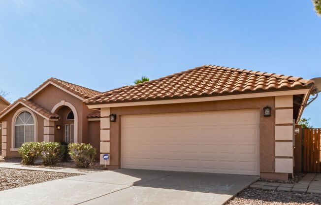 Fantastic Home with Private Pool and NO HOA!