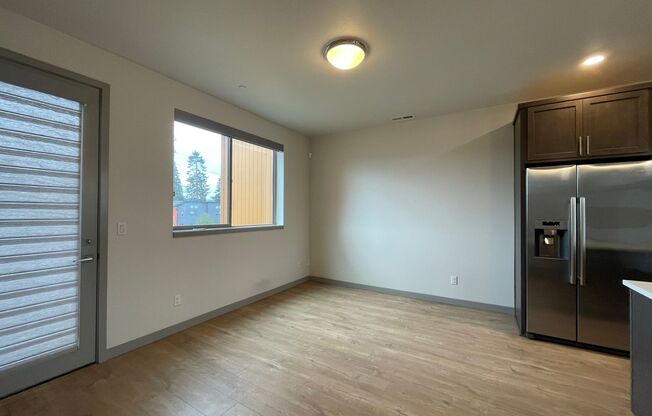 2 beds, 1 bath, $1,795