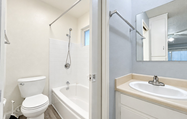 The Brentwood Apartments