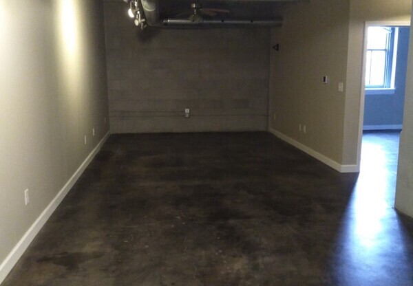 301 E. 2nd St. #305