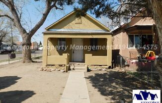 Centrally Located 2 Bedroom/1 Bath House $950/$950