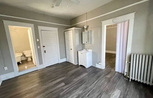 1 bed, 1 bath, 424 sqft, $795, Unit 211