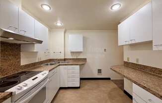 4318 SE MILWAUKIE AVE