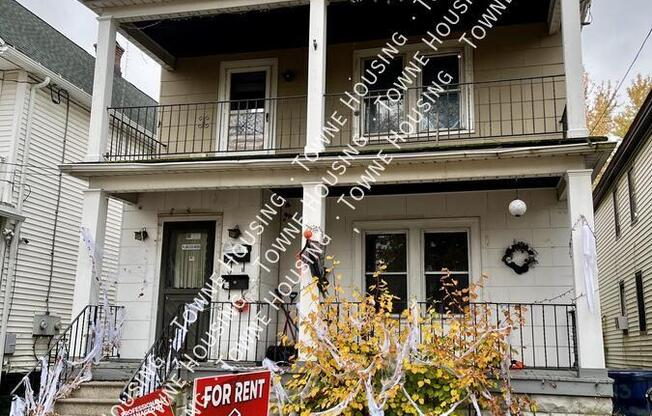 43 ULLMAN ST