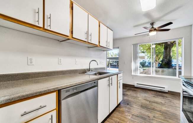kitchen 1 Aloha Oregon Quatama Village Apartments 