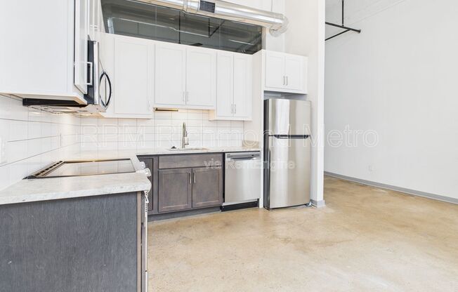 2 beds, 2 baths, 900 sqft, $1,573, Unit 120