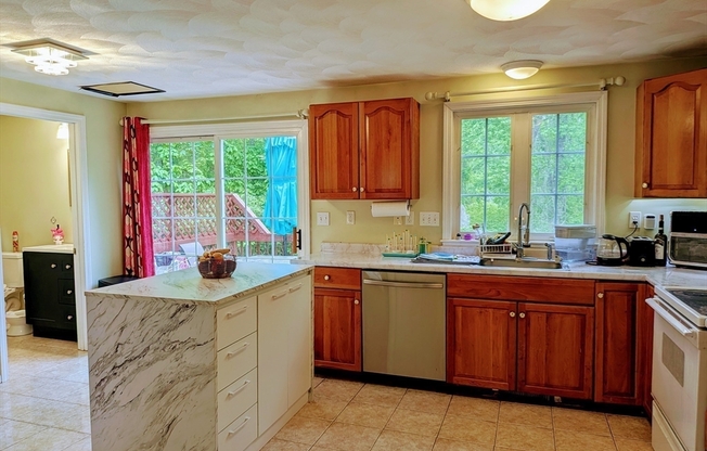 7 VAN NORDEN RD