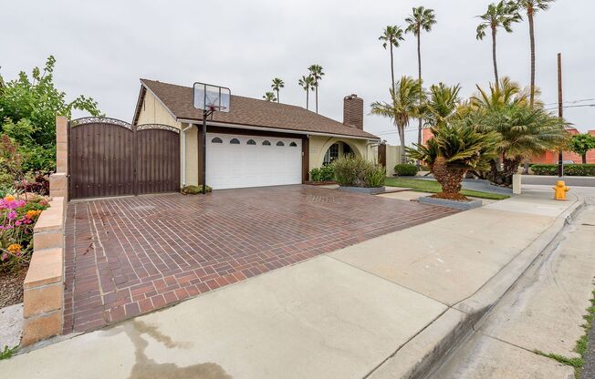 Your Newly Renovated Huntington Beach Oasis Awaits!
