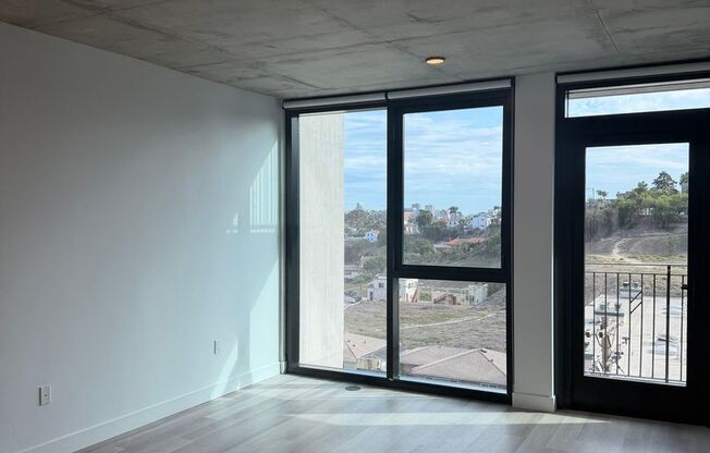 2 beds, 2 baths, 816 sqft, $4,295, Unit 405