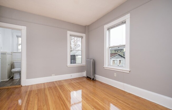 128 WALNUT ST
