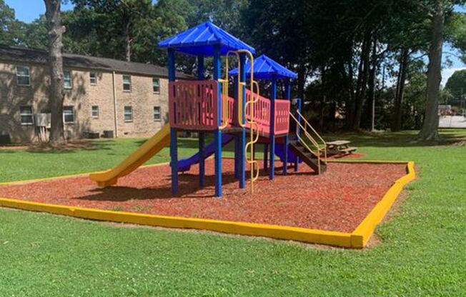 1 bed, 1 bath, 750 sqft, $1,169, Unit 14