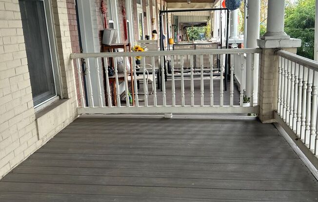 Charming 3BD/2.5BA Townhome w/ EV Charger in Hampden, MD!