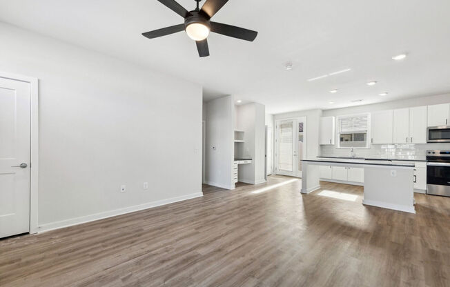 2 beds, 2 baths, 1,143 sqft, $2,185